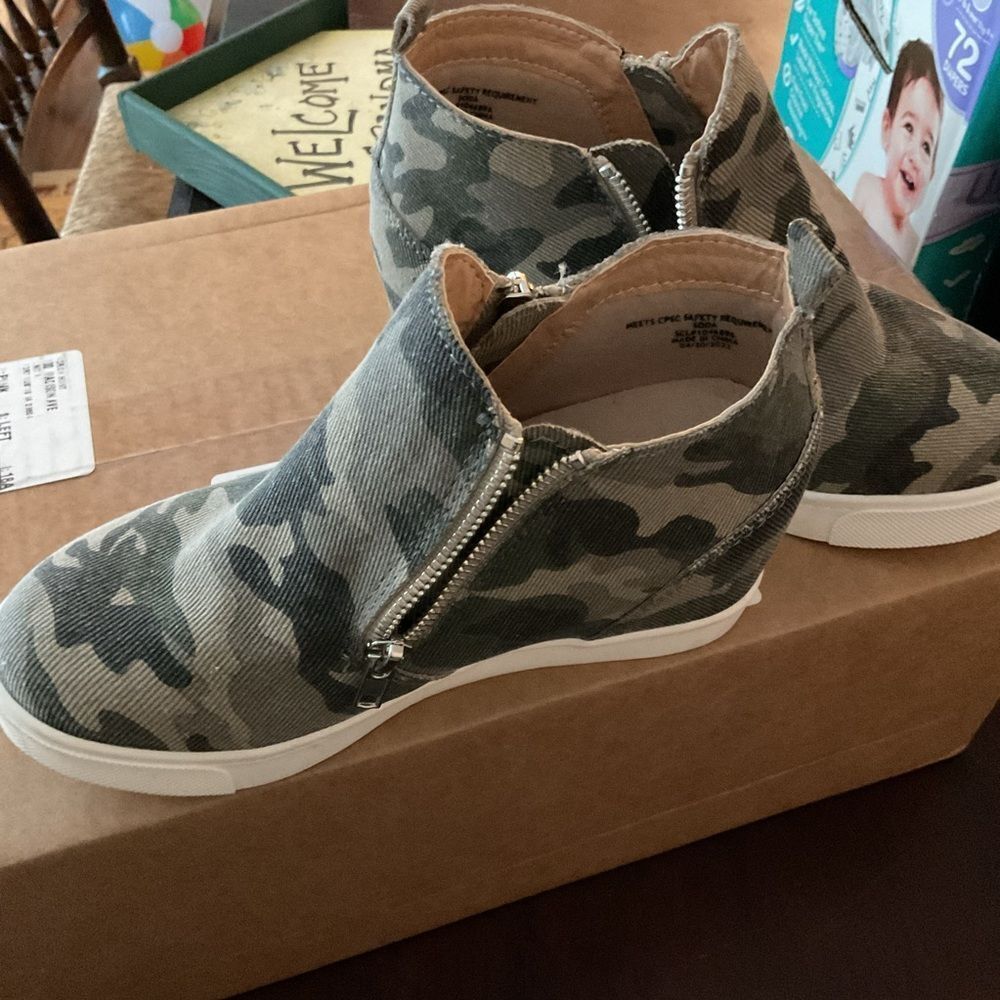 Soda shoes